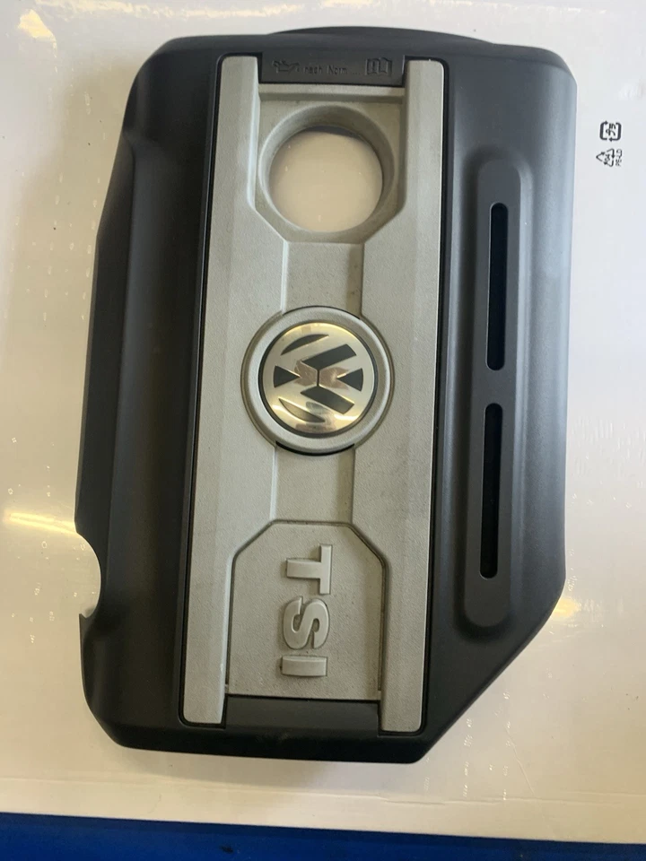 Volkswagen Passat 2003 cubierta de motor de plástico 03 850392 Foto 1 de 2