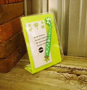 Notepad Station Magnetic Pen Paper Picture Frame Easel 4"x 6" Girls Lime Green - Picture 1 of 5