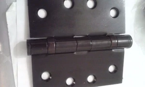 Mortaja de rodamiento de bolas de bronce frotado al aceite Deltana S44HDBB10B 4"" x 4 - Imagen 1 de 4