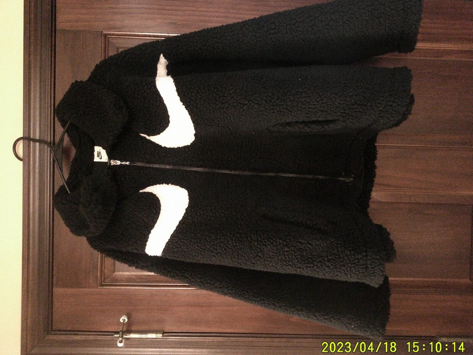 Nike Women's NSW Sherpa Swoosh Fleece Jacket Coat Small Black White DD5620-010