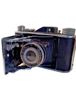 Vintage FOLDEX 20 folding Camera.  86mm Octvar lens — Untested - Picture 1 of 8