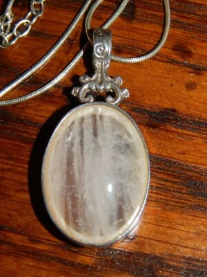 COLGANTE DE CUARZO ROSA PLATA CON SELLO VINTAGE ~ CADENA SERPIENTE 18" Foto 1 de 4