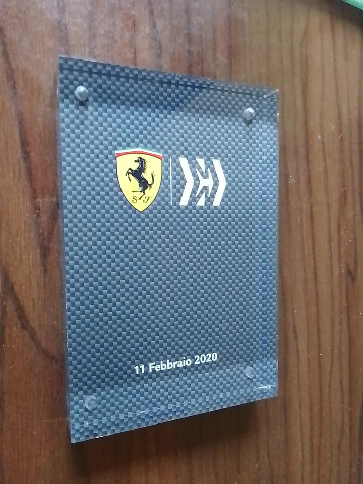 Placa FERRARI SF 1000 - 11 febrero 2020 - presentación oficial Ferrari SF1000 Foto 1 de 4