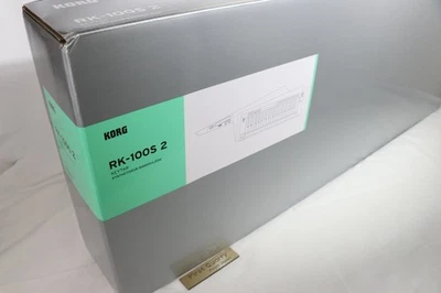 KORG RK-100S 2 WH Gloss White Keytar Synthesizer Shoulder Keyboard 37-Key w/Case - Image 1 of 4