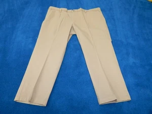 Pantalones Dockers Quality Comfort Workday Caqui Para Hombre Calce Clásico Talla 52 x 42 - Imagen 1 de 10