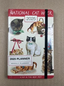 Planificador semanal de bolsillo Cavallini & Co. Cats 2025, 4"x6" - Imagen 1 de 5