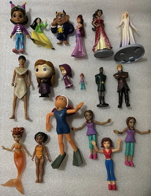 Lote de figuras Disney Luca La Bestia Sirenita Pocahontas Mulan Polly Pocket Foto 1 de 4