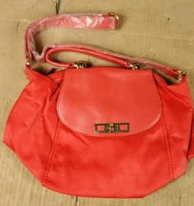 Bolso bandolera Avon Red Ultimate 13 x 12 pulgadas nuevo en embalaje original - Imagen 1 de 10