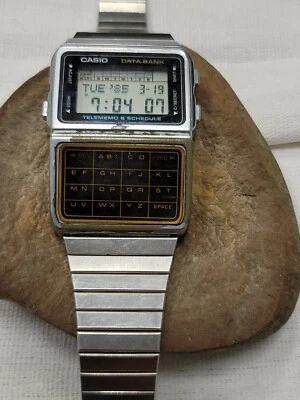 Orologio da polso uomo Casio Data Bank DBC-610 676 Giappone digitale led argento  - Immagine 1 di 4