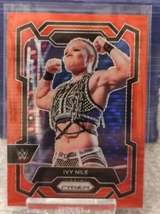 Ivy Nile Red Wave #/399 | Panini WWE Prizm 2024 - Bild 1 von 2
