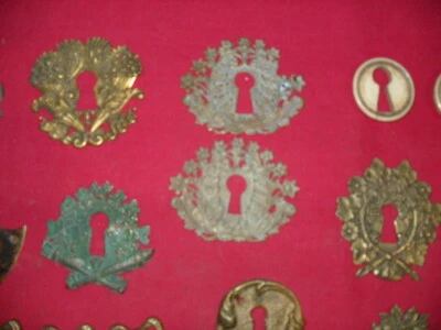 ENTREES DE SERRURES BRONZE ET 2 EN OS - Photo 1/4