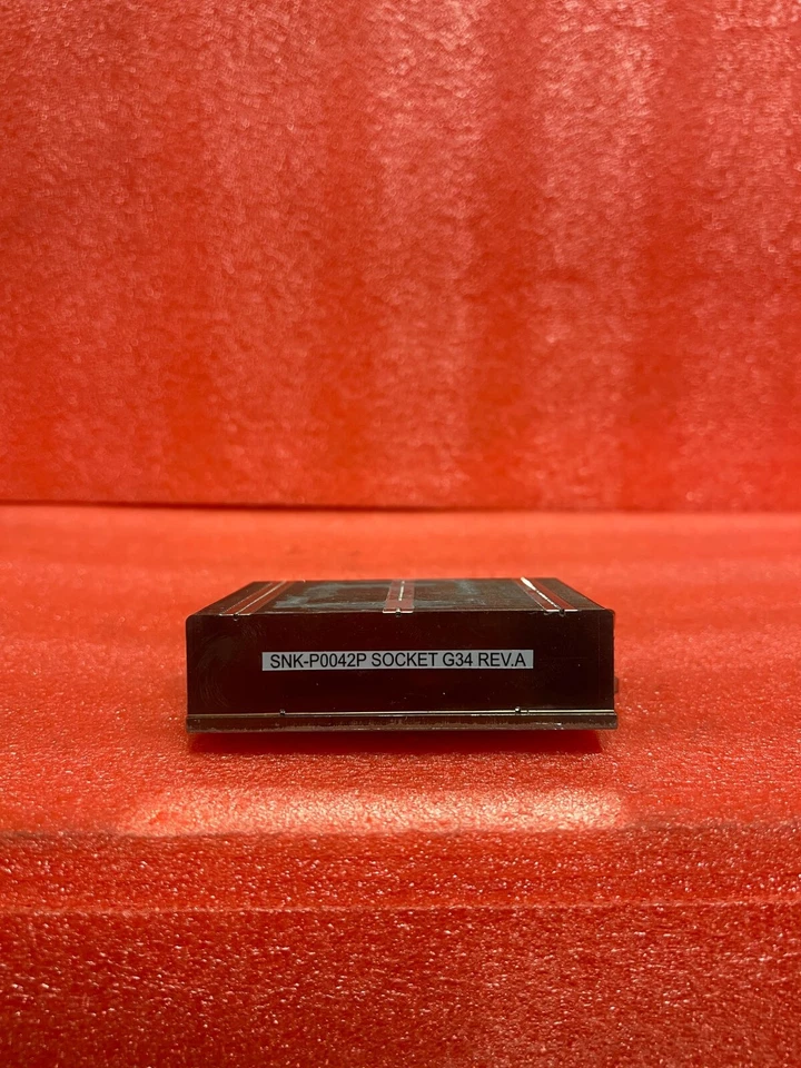 SuperMicro 1U PASSIVE Heatsink SNK-P0042P CPU HS FOR AMD SOCKET G34 - Image 1 of 2