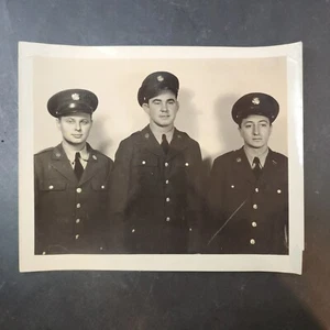 8x10 WW2 Military Photograph-US ARMY- Portrait of 3 Soldiers - Picture 1 of 5
