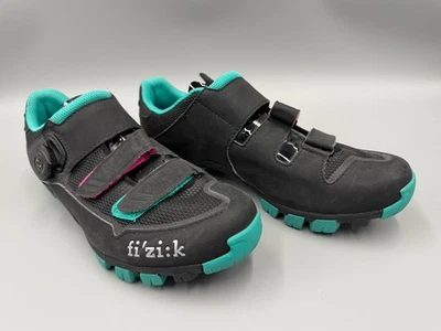 Mujer Fizik M6 Bicicleta de Montaña Ciclismo Zapatos Negros Talla 8 1/4, 39 EUR Foto 1 de 4