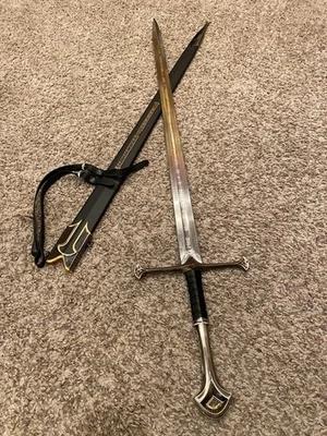 Espada vikinga de acero inoxidable forjada a mano hoja afilada lista para la batalla espada medieval Foto 1 de 3