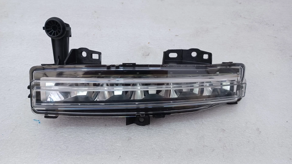 LAND ROVER RANGE ROVER VELAR L460 2022-2024 LED LEFT FOG LIGHT DRL 1229103 - Image 1 of 4
