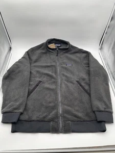 🔥NEW Patagonia Men's Shearling Jacket GREY size Large Full Zip Fleece MSRP $179 - Picture 1 of 11