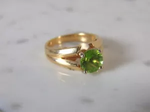 Womens Vintage Estate 14k Yellow Gold Peridot Ring 5.7g - Picture 1 of 4
