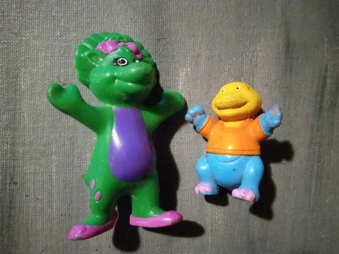 Baby Bop From Barney  Friends  Figure 3" with Love Dino  Dinosaur Figures...plm9 Cover