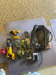 Dewalt Power Tools Lot of 5 tools 18 Volt with batteries and bag - Picture 1 of 24