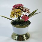 Vase vintage miniature rose émail jaune et fleurs en laiton 3,25 pouces haute Corée