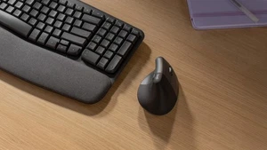 Logitech Lift Vertical Ergonomic Mouse - 910-006473 - Picture 1 of 1