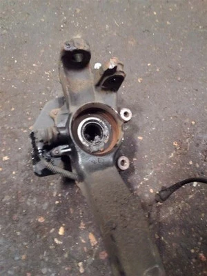 Husillo/nudillo delantero izquierdo conductor compatible con 98-01 AUDI A6 210708 Foto 1 de 4