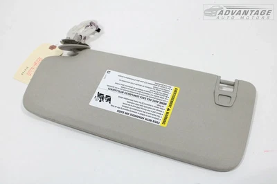 Parasol superior pasajero delantero derecho Buick Encore GX 2021-2024 CON ESPEJO RETROVISOR OEM Foto 1 de 4