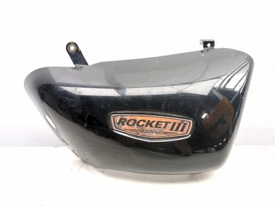 04-09 Panel de cubierta de asiento inferior izquierdo Triumph Rocket 3 III Foto 1 de 4