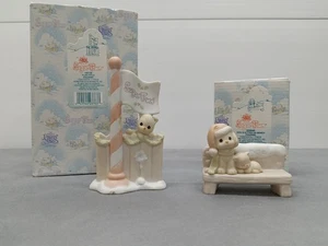 2-Vintage Precious Moments Sugar Town Dog & Kitten on Bench & Flagpole Figurine - Picture 1 of 15