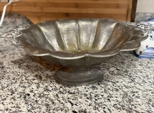 Vintage Maitland Smith Centerpiece Bowl Scalloped Hammered Silverplate Pedestal - Picture 1 of 9