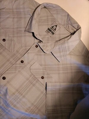 Men's Gerry Light Gray Plaid Lightweight Polyester Spandex Short Sleeve L NWOT - Image 1 of 4
