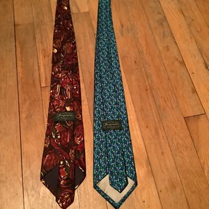 Cravatte di seta Benjamin Fine Clothiers (2) 55" ciascuna - Foto 1 di 6