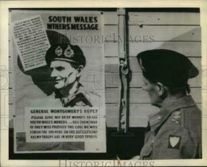 1943 Press Photo General bernard Montgomery British 8th Army at his Italy HQ - Picture 1 of 2