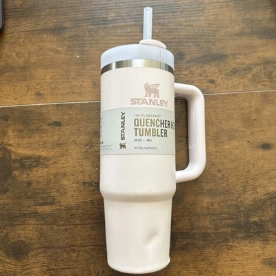 Stanley 30 oz. Quencher H2.0 FlowState Tumbler - Rose Quartz - New But Damaged