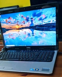 Dell Studio 1749 17", Intel i5 M450,8GB RAM, 240GB SSD,Windows 10 Pro Laptop - Picture 1 of 15
