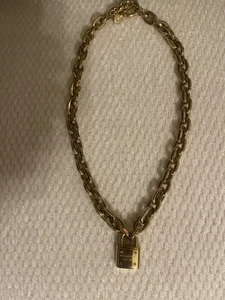 VINTAGE MICHAEL KORS GOLD TONE LOCK PENDANT NECKLACE - Picture 1 of 4