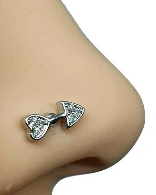 Borchia naso freccia cuore zirconi pavimentata superiore 20 g (0,8 mm) 316 L ... - Immagine 1 di 4