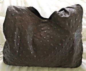 Borsa a mano Streets Ahead CARRIE moka marrone piramide pelle goffrata hobo - Foto 1 di 10