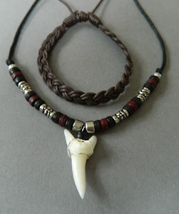Mens Necklace Shark Tooth Replica Pendant Boys Surfer New Gift Set Birthday Xmas - Picture 1 of 6