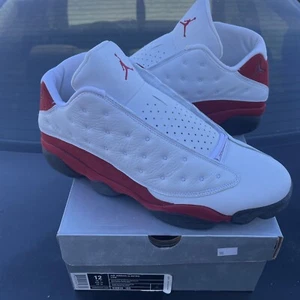 DS 2005 Air Jordan XIII 13 Low Retro size 12 cherry red new - Picture 1 of 14