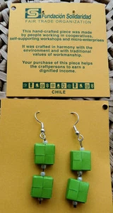 Ethno Schmuck Papier Würfel Perlen Ohrringe Chile Fair Trade Neon Limettengrün - Bild 1 von 1