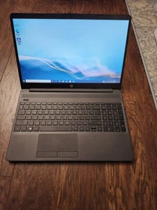 Hp laptop for sale good working condition - Afbeelding 1 van 8