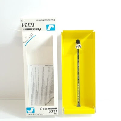 Viessmann H0 6331 Flutlichtstrahler Messingausführung in OVP RG474 - Bild 1 von 2