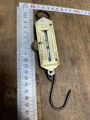 peson Ressort Poket 12 kilos outil ancien OLD TOOL  BALANCE  Chasse Réf N.25 - Photo 1/4
