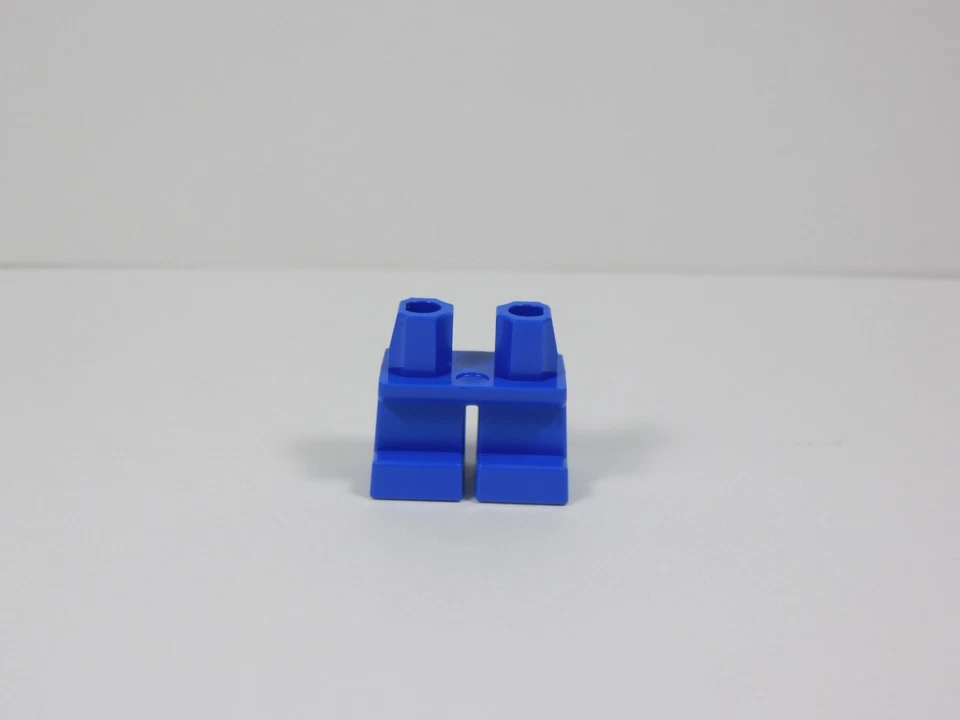 LEGO Blue Short Plain Blank Legs Pants Minifig L4 Foto 1 de 1