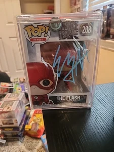 Ezra Miller signed Funko Pop Heroes The Flash 208 Justice League handsigniert COA - Bild 1 von 6