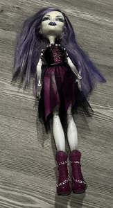 Muñeca Mattel Monster High Spectra Vondergeist Original Primera Ola 1 2011 ENVÍO GRATUITO - Imagen 1 de 8