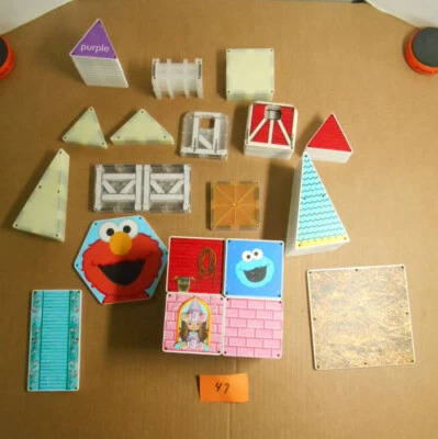 Magna Azulejos Lote Mixto de 155 Autobuses Escolares de Plaza Sésamo y Piezas de Otros Juegos O47 Foto 1 de 4