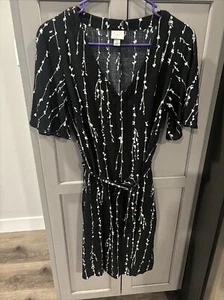 Ein neues Tageskleid Damen Gr. S schwarz weiß Freizeit Kurzarm mit Gürtel " - Bild 1 von 10
